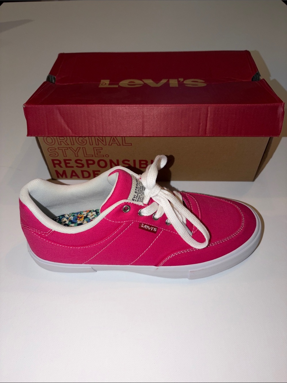 Levi's Bright Pink Canvas Lace-Up Sneaker